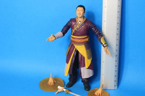 Wong Marvel Legends Figura (Usado)