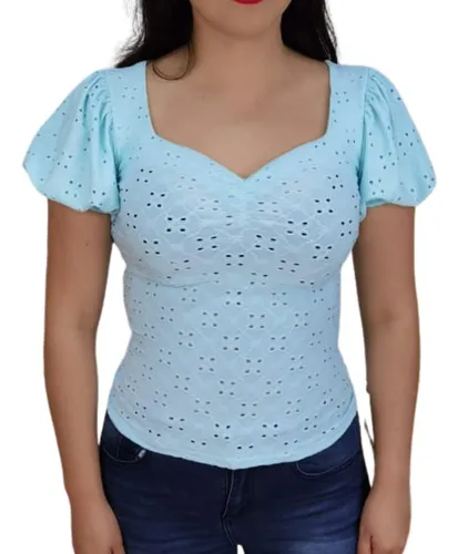 Blusa Escote Coraz n Hermoso Detalle De Hoyitos Manga Corta