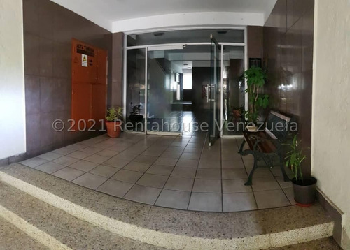Imagen 9 de 12 de Leida Falcon Rentahouse Vende Apartamento En La Trigaleña Valencia 22-15829 Lf