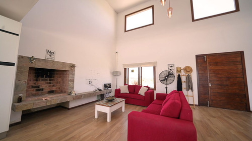 Venta Casa 5 Ambientes Barrio Tiempos De Canning