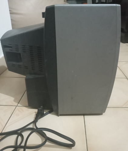 Televisor Sharp 14 Pulgadas. Incluye Control Remoto (Usado)