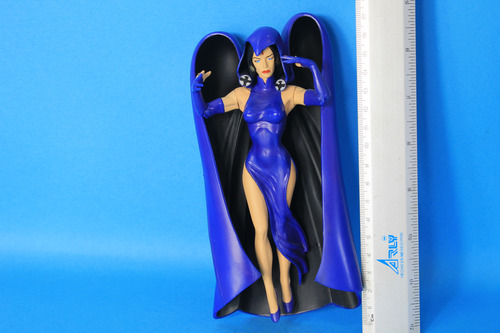 Raven Dc Direct Figura (Usado)