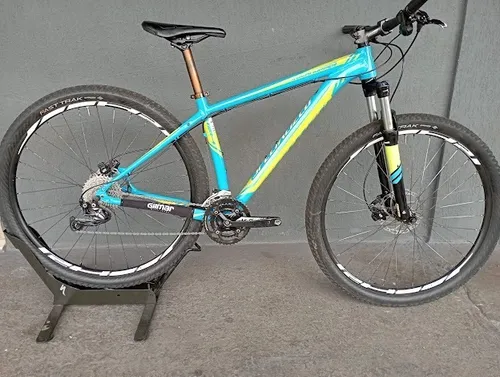 Specialised rockhopper sale 2018