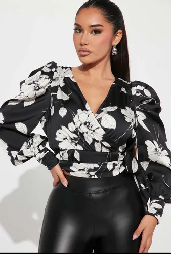 Fashion nova shop blusas elegantes