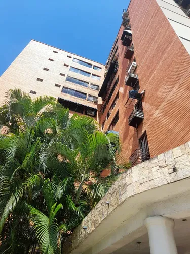 Se Alquila Apartamento