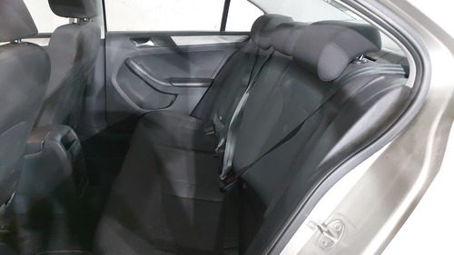 Volkswagen Jetta 2.5 COMFORTLINE TIP. BOLSAS AIRE DEL.