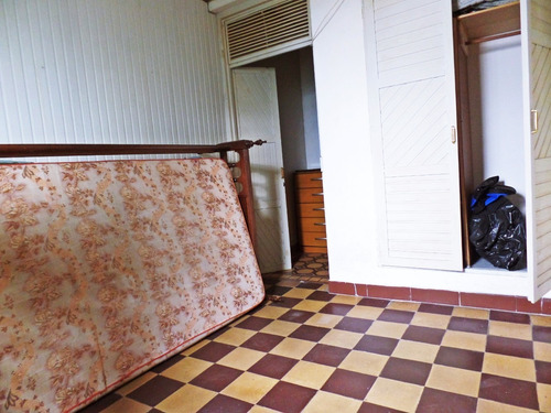 Imagen 2 de 10 de Casa De Un Dormitorio, Con Opcion A Dos, Con Patio.