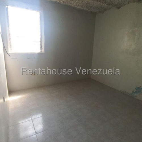 Milagros Inmuebles Casa Venta Barquisimeto Lara Zona Norte Tamaca Economica Residencial Economico Código Inmobiliaria Rent-a-house 25-8822