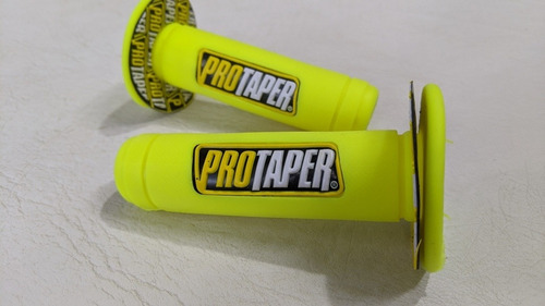 Puños Manoplas Universal Pro Taper Color Amarillo Fluo