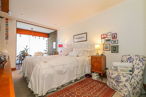 Departamento En Venta De 2 Dorm. En Vitacura