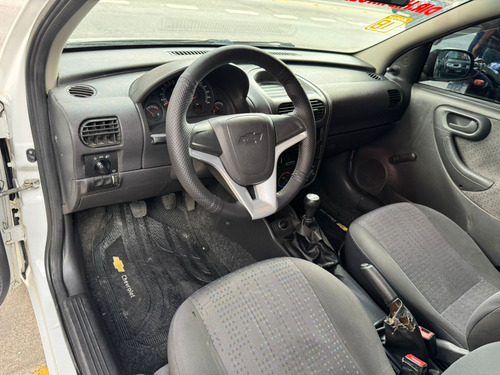 Chevrolet Corsa 1.8 Maxx Flex Power 5p