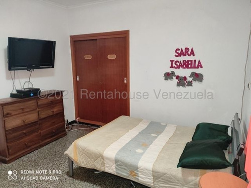 Imagen 8 de 10 de Casa En Venta Urb. La California Norte # 22-17564