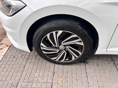 Volkswagen Vento 1.4 Highline 150cv At