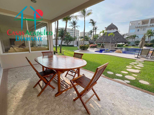 Cad Vidamar Residencial C1 D 101. Terraza Con Jacuzzi Y Salida Al Jardín