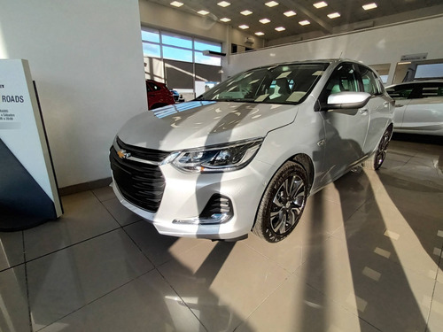 Imagen 4 de 21 de Chevrolet Onix Premier At Mr