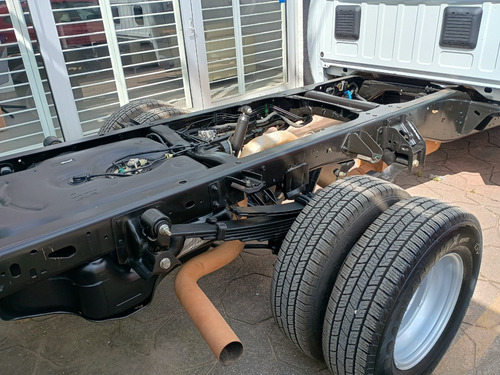 RAM 4000 5.7 6.7l Chasis Crew Cabina 4x4 At