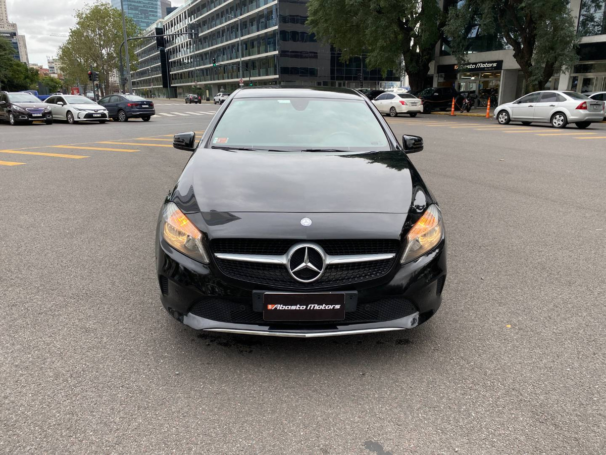 Mercedes-Benz Clase A 1.6 A 200 At Urban B.efficiency 156cv