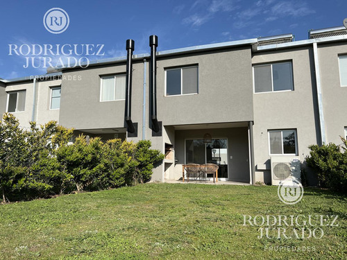 Casas Con Jardín En Venta En Tortugas, Zona Norte - Barrio Decs Tortugas - Uf 153