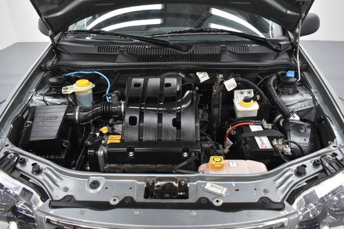 Imagen 14 de 14 de Fiat Palio Fire 1.4 Manual 2016 Rpm Moviles