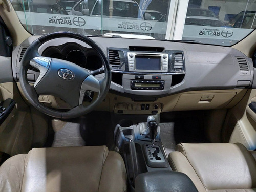 Toyota SW4 3.0 Srv Cuero I 171cv 4x4 5at