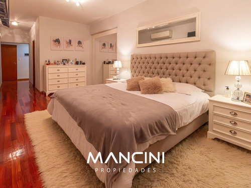 Casa En Venta De 6 Ambientes Con Piscina, Quincho, Parrilla Y Cochera Pasante - San Martín