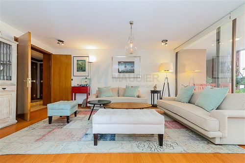 Departamento En Venta De 3 Dorm. En Las Condes