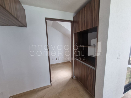 Casa A Estrenar En Renta En Zibata Ii, Dentro De Condominio