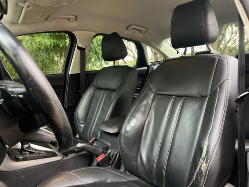 Ford Focus 2.0 SE PLUS 16V FLEX 4P POWERSHIFT