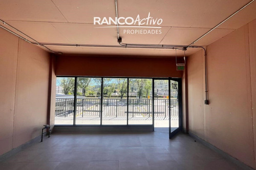 Local Comercial Portal Frances, Rudecindo Ortega, Temuco.