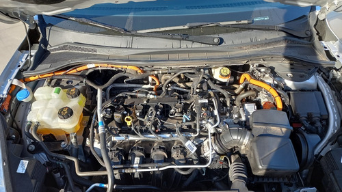 Imagen 16 de 16 de Ford Kuga Hibrida Se