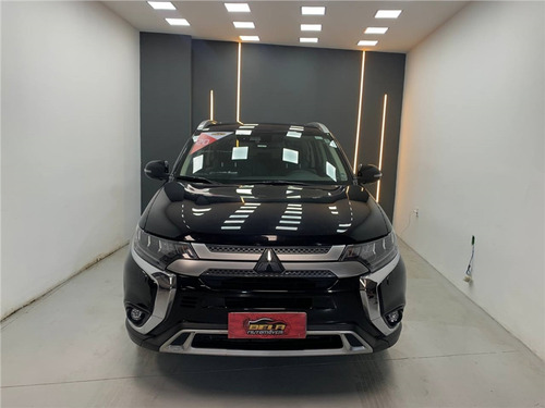 Mitsubishi Outlander 2.2 MIVEC DI-D DIESEL HPE-S AWD AUTOMÁTICO