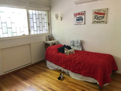 Imagen 12 de 17 de La Rosa Al 1100, Casa En Dos Plantas Sobre Gran Lote