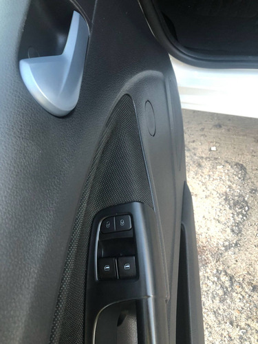 Imagem 14 de 15 de Volkswagen Gol 1.6 Msi Totalflex Trendline 4p Manual