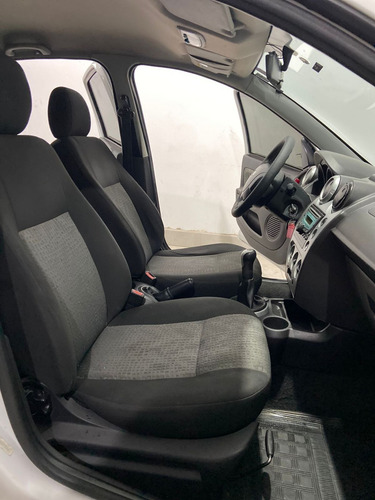 Ford Fiesta Sed. 1.6 8V Flex 4p