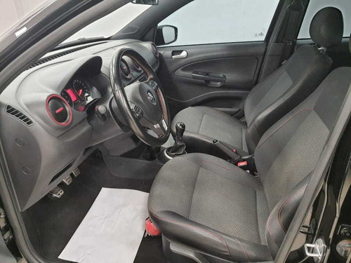 Imagem 8 de 10 de Volkswagen Gol 1.0 Mi Rock In Rio 8v G6 Total Flex