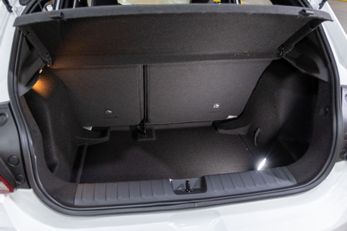 Chevrolet Onix 5 Puertas Rs 1.0 Nafta Manual Ym