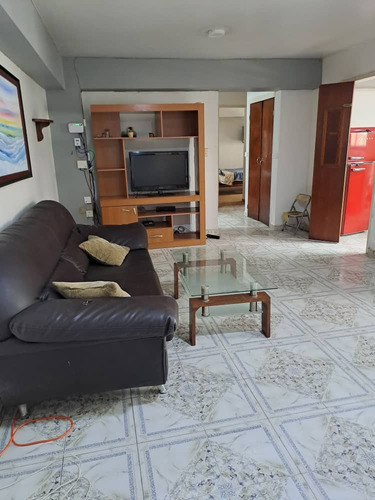 Alquiler De Apartamento En El Trigal Norte. Edificio Apolo V Rp