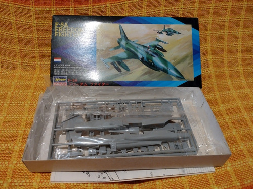 Kit Hasegawa 1/72 F-5a Freedom Fighter Antigo