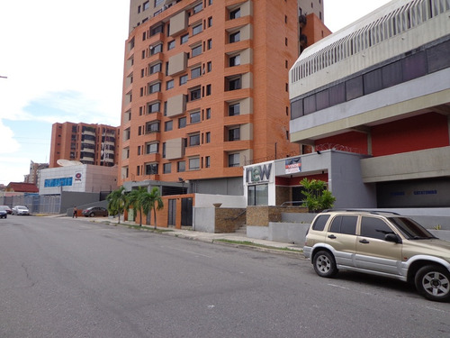 Local Comercial Centro Comercial Proa Av Principal El Parral