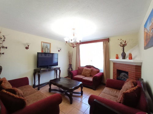Imagen 7 de 30 de Vendo Belleza De Casa Ubicada En Esquina, 4 Dormitorios, Alta Plusvalia Y Seguridad