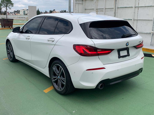 Imagen 7 de 13 de Bmw Serie 1 2020 1.6 5p 120ia Sport Line At