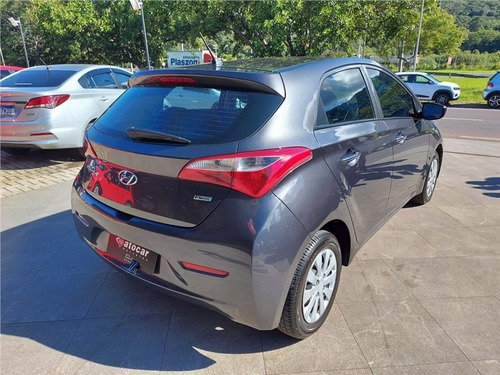 Imagem 8 de 12 de Hyundai Hb20 1.0 Comfort 12v Flex 4p Manual