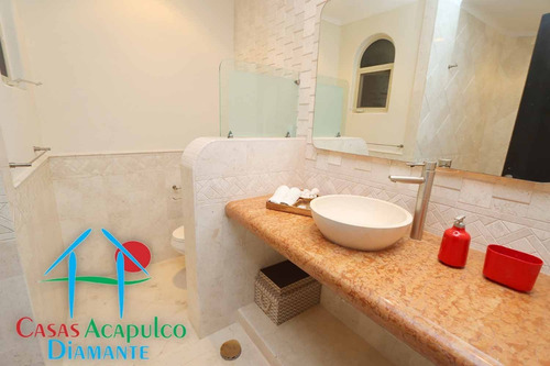Imagen 26 de 30 de Cad Son Vida Petén Ph C8. Roof Garden Con Jacuzzi Y Asoleadero