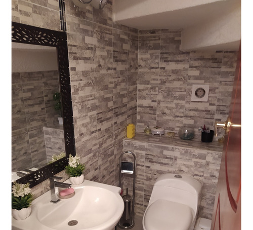 Casa Unifamiliar De 3 Plantas Conocoto De Oportunidad