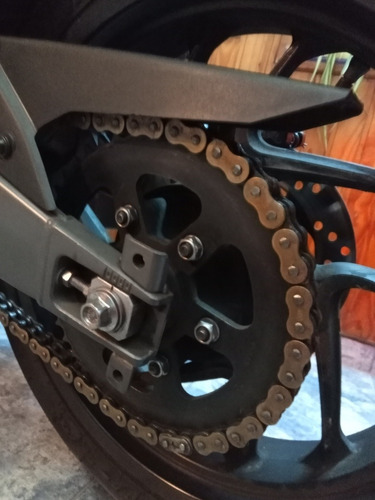 Imagen 9 de 13 de Bajaj Rouser Dominar 400