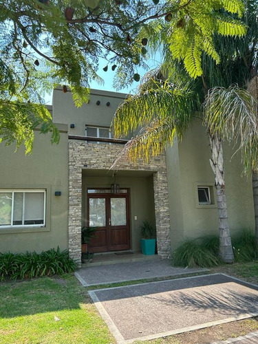 Imagen 3 de 30 de Oportunidad, Casa De 9 Ambientes, Alquiler Anual, Impecable Estado En Talar Del Lago Ii