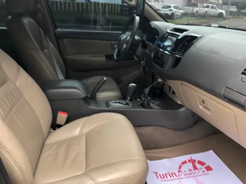 Toyota Fortuner 3.0 Sr5