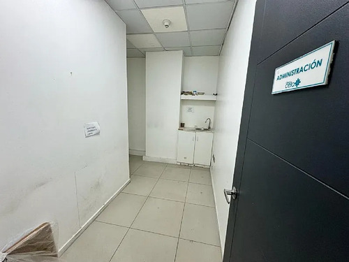 Oficina Libertad 140 M2 A Pasos Del Mall