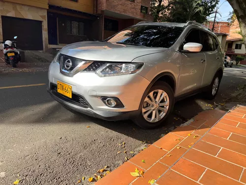 Nissan X-Trail 2.5 Advance | TuCarro