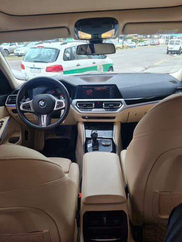 BMW Serie 3 3.0 330i Sedan Sport Line Shadow
